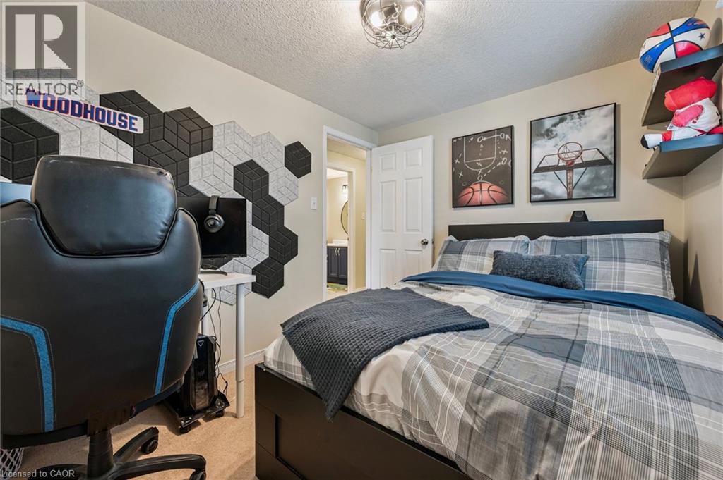 51 CANNES Street, Kitchener, Ontario, N2R1V1 — Photo 22