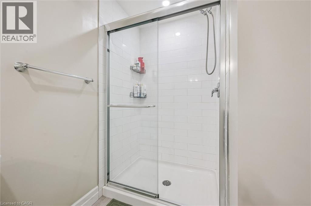 51 CANNES Street, Kitchener, Ontario, N2R1V1 — Photo 30
