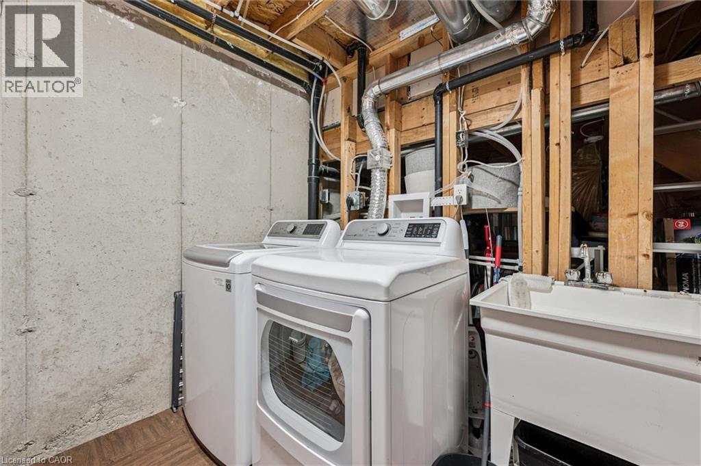 51 CANNES Street, Kitchener, Ontario, N2R1V1 — Photo 31