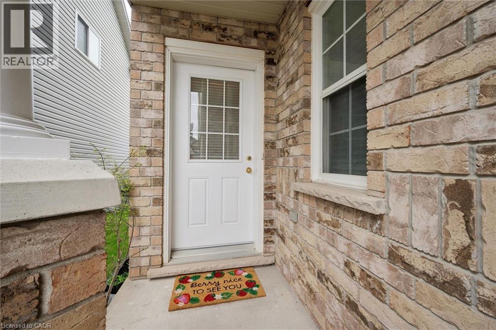 51 CANNES Street, Kitchener, Ontario, N2R1V1 — Photo 4