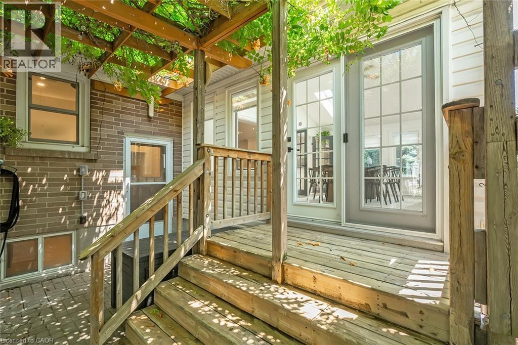 564 MAPLEHILL Drive, Burlington, Ontario, L7N2W3 — Photo 37