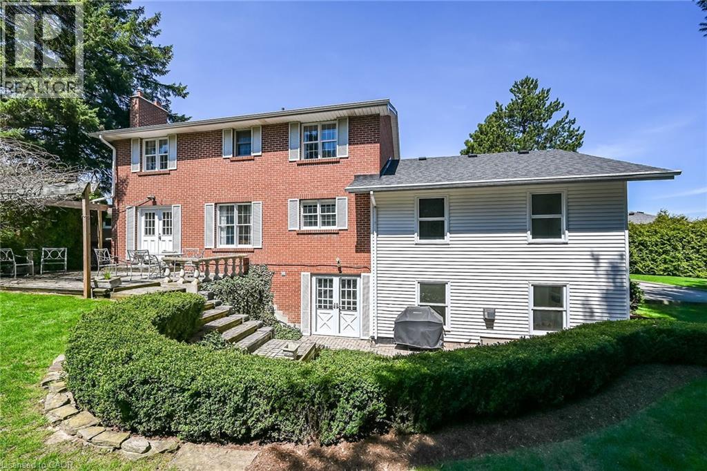 126 FOREST HILL Crescent, Hamilton, Ontario, L8K5V4 — Photo 11