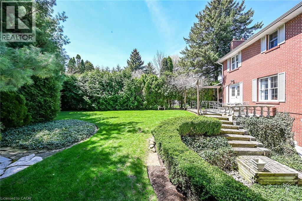 126 FOREST HILL Crescent, Hamilton, Ontario, L8K5V4 — Photo 17