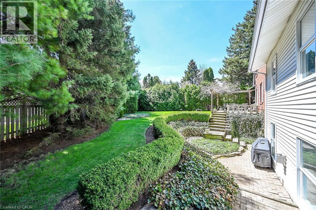 126 FOREST HILL Crescent, Hamilton, Ontario, L8K5V4 — Photo 19