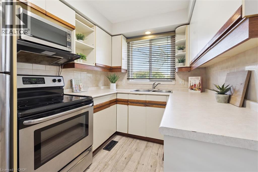 95 WEICHEL Street, Kitchener, Ontario, N2M2A7 — Photo 11