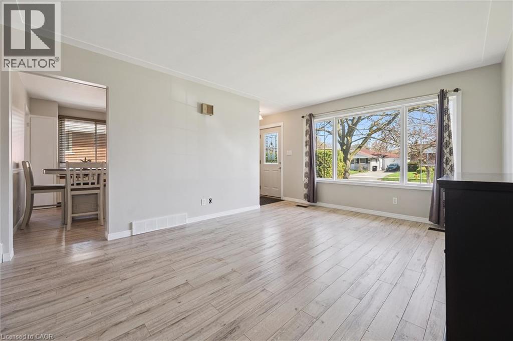 95 WEICHEL Street, Kitchener, Ontario, N2M2A7 — Photo 13