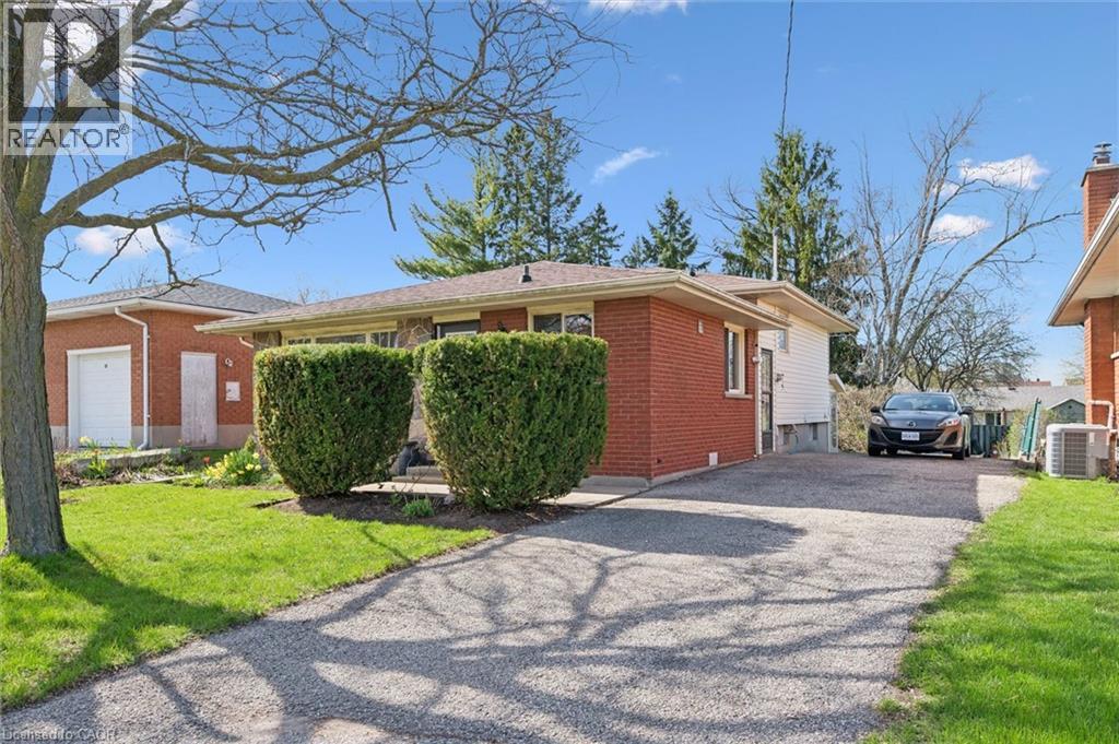 95 WEICHEL Street, Kitchener, Ontario, N2M2A7 — Photo 3