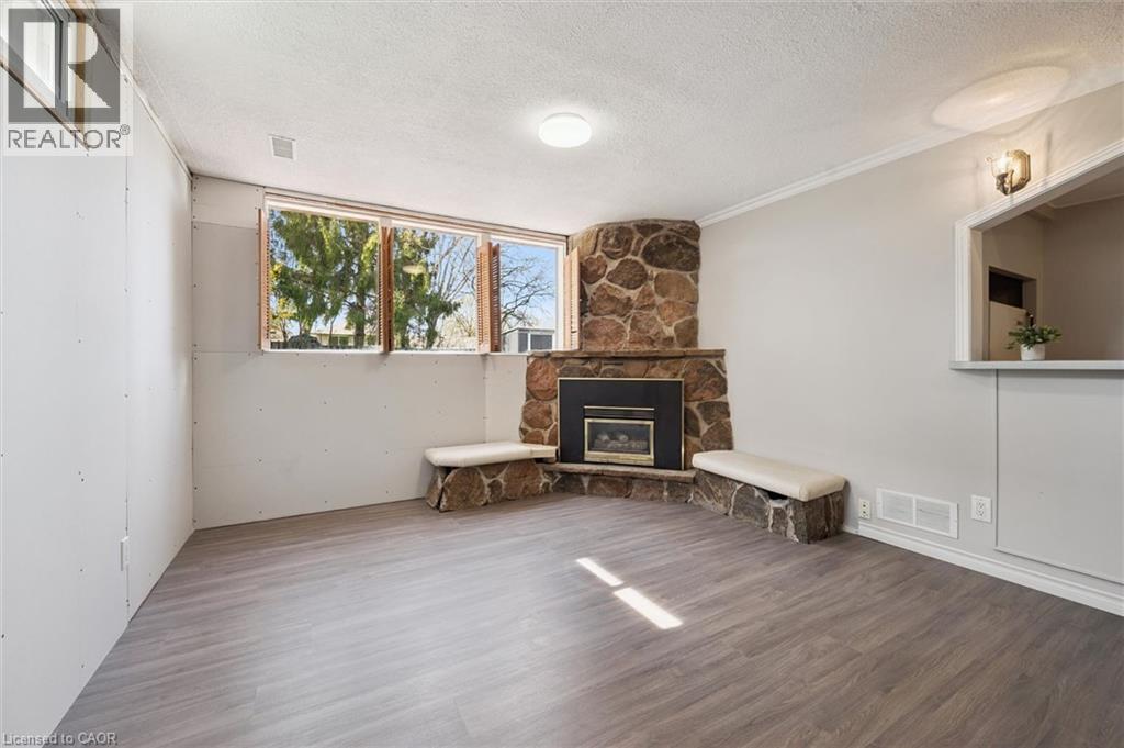 95 WEICHEL Street, Kitchener, Ontario, N2M2A7 — Photo 33