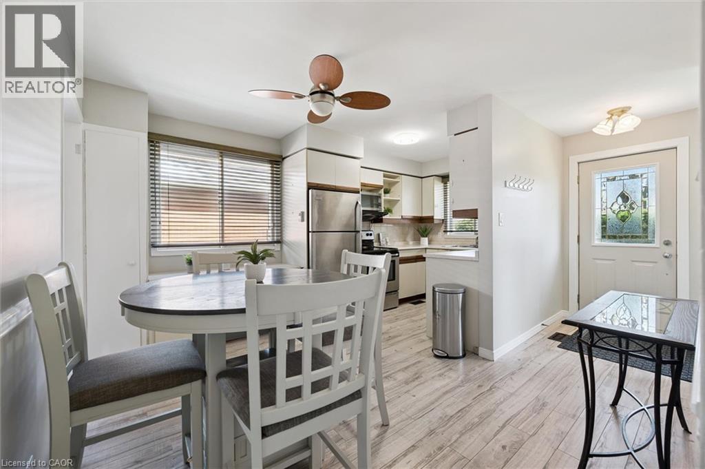 95 WEICHEL Street, Kitchener, Ontario, N2M2A7 — Photo 7