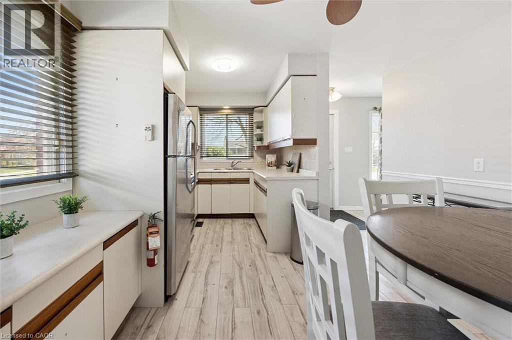 95 WEICHEL Street, Kitchener, Ontario, N2M2A7 — Photo 9