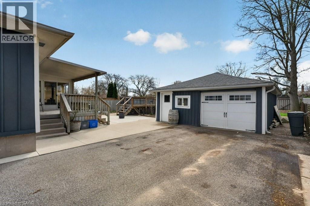 34 ADMIRAL Road, St. Catharines, Ontario, L2P1G6 — Photo 26