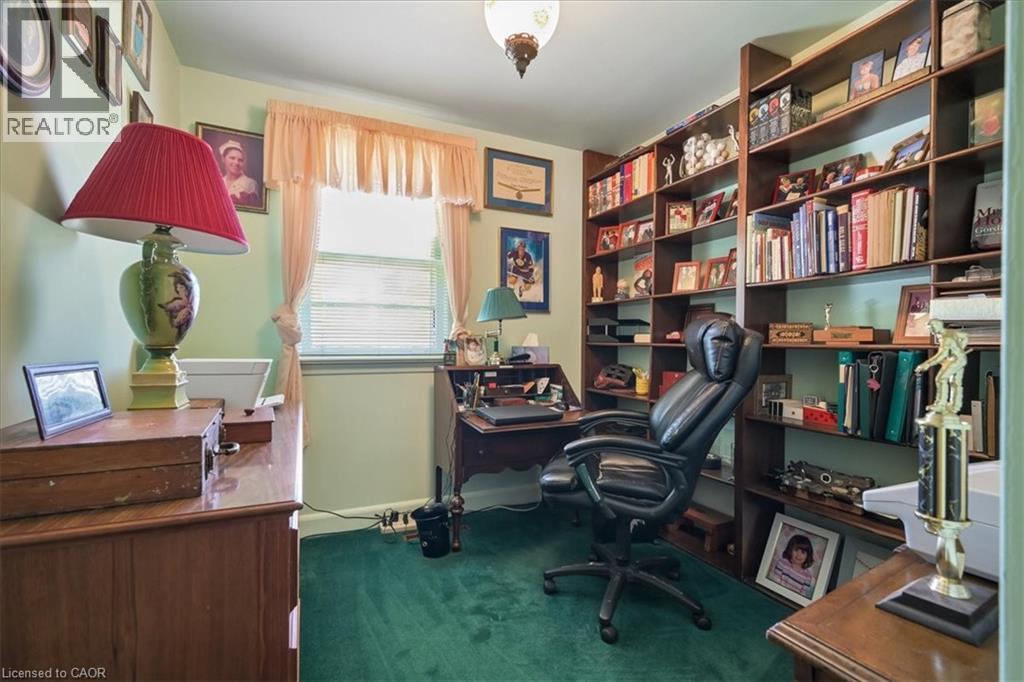 2117 EDINBURGH Drive, Burlington, Ontario, L7R2C8 — Photo 22