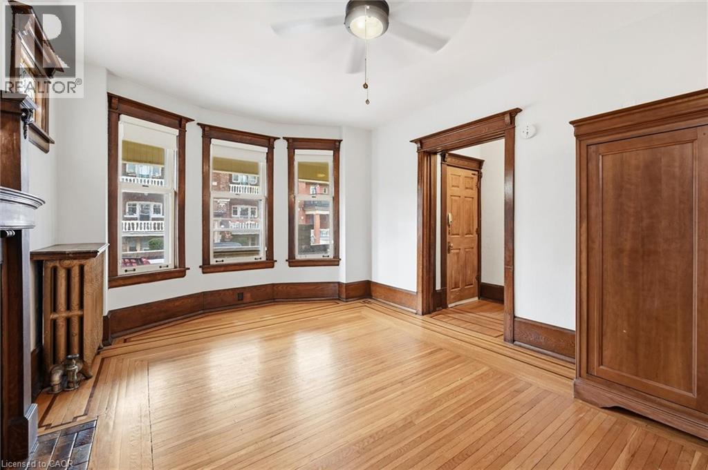 81 CARRICK Avenue, Hamilton, Ontario, L8M2W4 — Photo 5