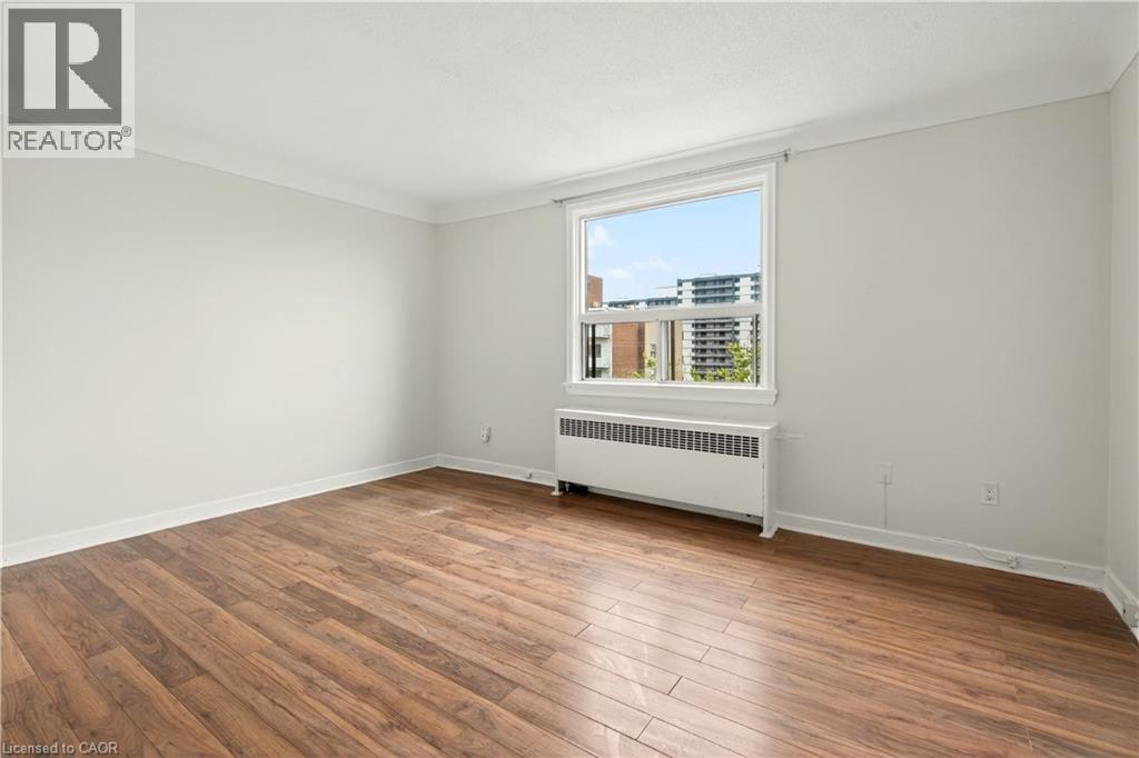 118 ST. JOSEPH'S Drive Unit# 401, Hamilton, Ontario, L8N2E7 — Photo 5