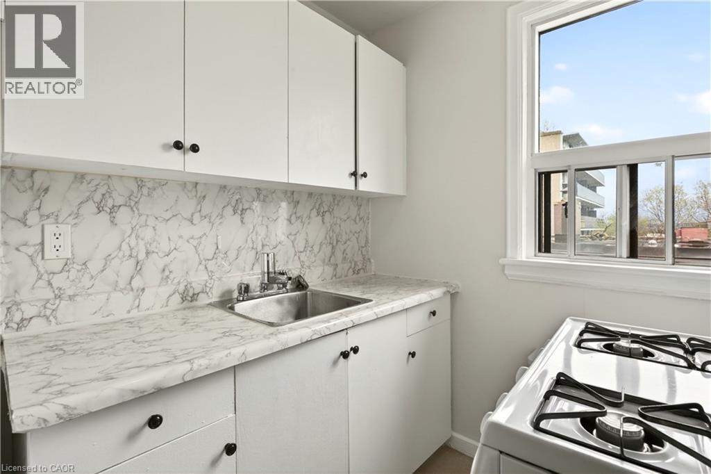 118 ST. JOSEPH'S Drive Unit# 401, Hamilton, Ontario, L8N2E7 — Photo 9