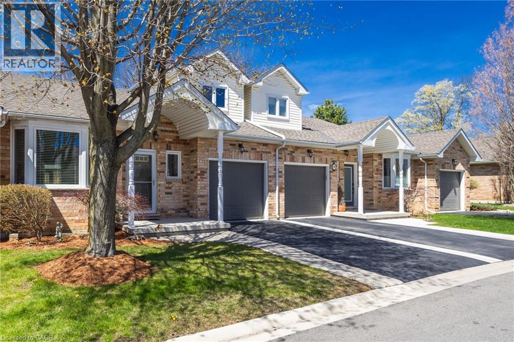 34 GREENTRAIL Drive, Mount Hope, Ontario, L0R1W0 — Photo 2