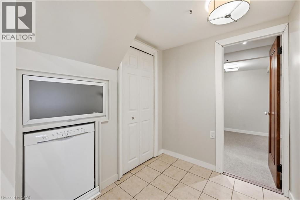81 CARRICK Avenue, Hamilton, Ontario, L8M2W4 — Photo 25