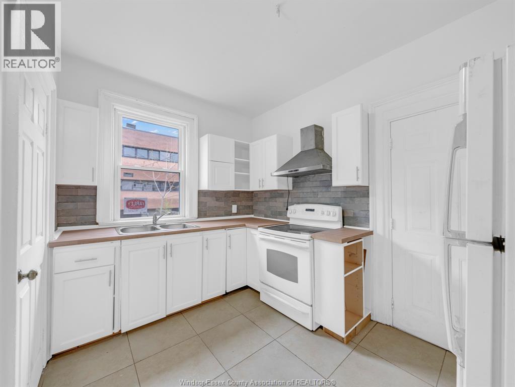 426 BRUCE AVENUE, Windsor, Ontario, N9A4W7 — Photo 13
