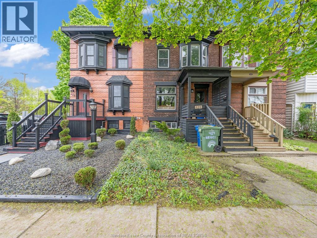 426 BRUCE AVENUE, Windsor, Ontario, N9A4W7 — Photo 5
