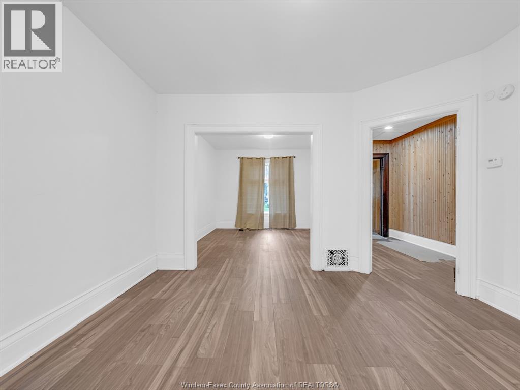 426 BRUCE AVENUE, Windsor, Ontario, N9A4W7 — Photo 8