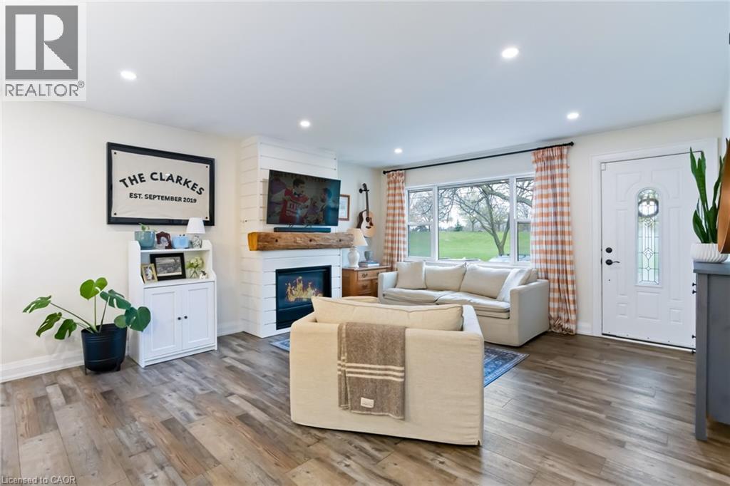3 FAY Avenue, Hamilton, Ontario, L8T4B9 — Photo 7