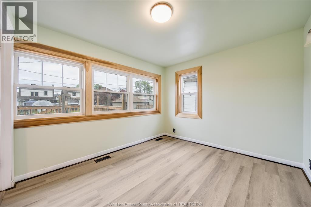 1046 ELSMERE, Windsor, Ontario, N9A2B2 — Photo 28