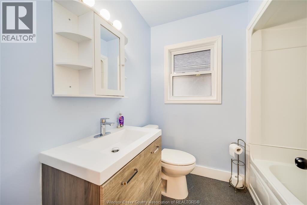 1046 ELSMERE, Windsor, Ontario, N9A2B2 — Photo 30