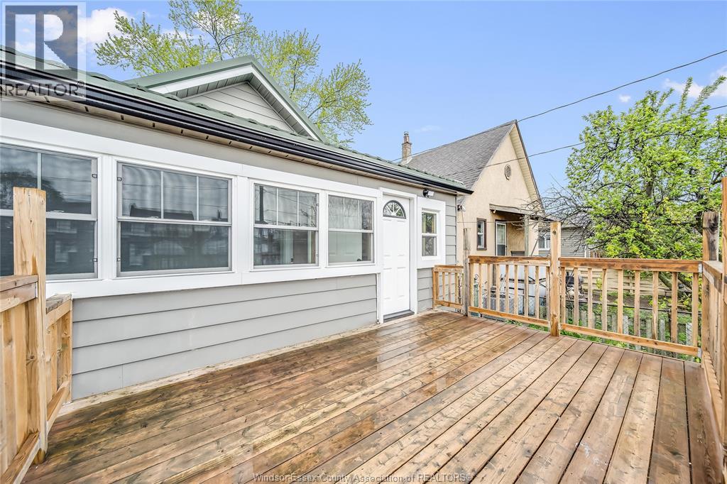 1046 ELSMERE, Windsor, Ontario, N9A2B2 — Photo 35