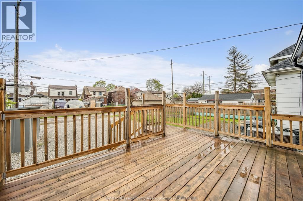 1046 ELSMERE, Windsor, Ontario, N9A2B2 — Photo 36