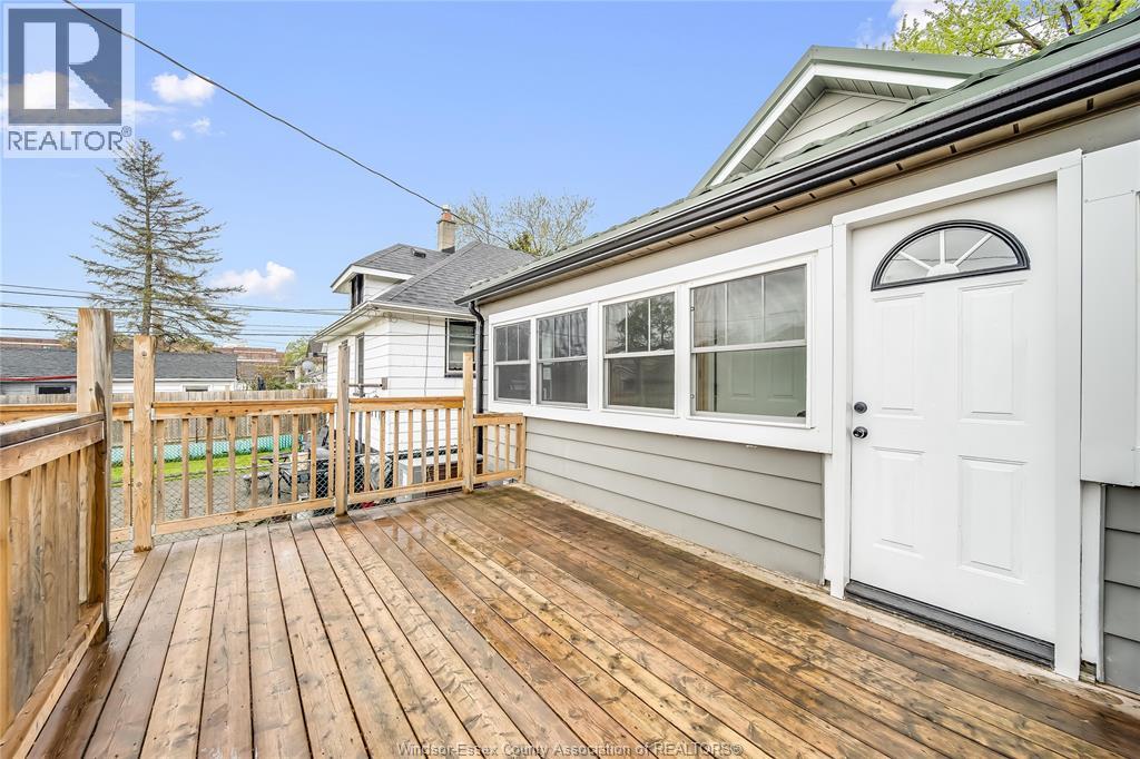 1046 ELSMERE, Windsor, Ontario, N9A2B2 — Photo 37