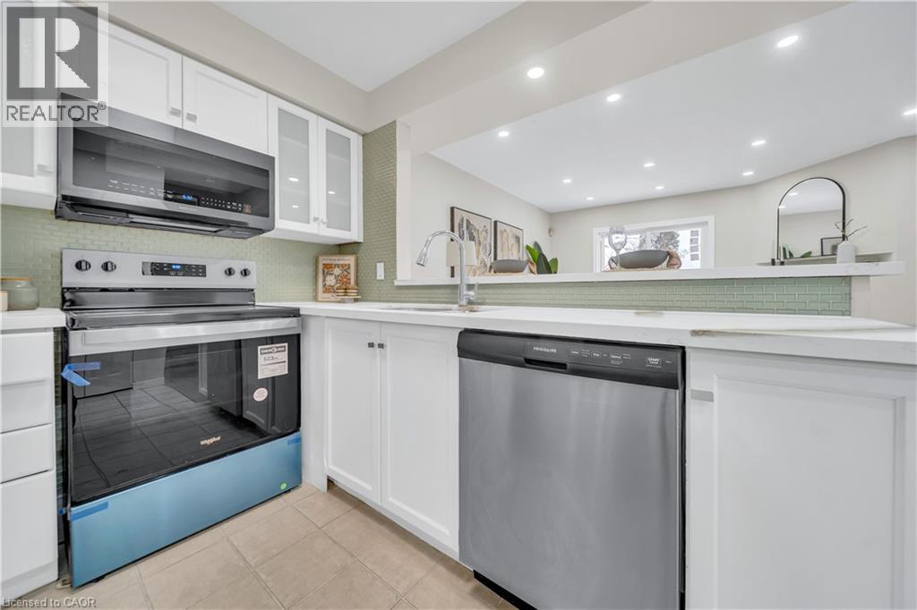 540 MARINER Drive, Waterloo, Ontario, N2K3Y8 — Photo 10