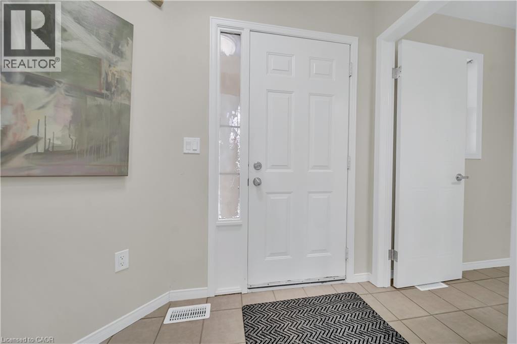 540 MARINER Drive, Waterloo, Ontario, N2K3Y8 — Photo 5