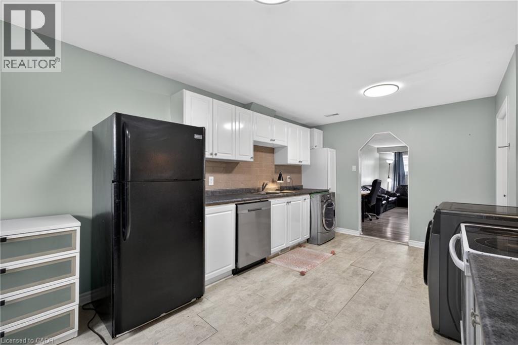 9 SANDERSON Drive, Guelph, Ontario, N1H6T7 — Photo 37