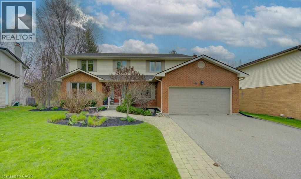 333 CALVINGTON Place, Waterloo, Ontario, N2T1R1 — Photo 6