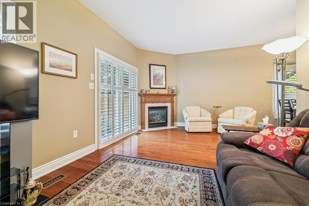 1019 NORTH SHORE Boulevard E Unit# 8, Burlington, Ontario, L7T1X8 — Photo 18
