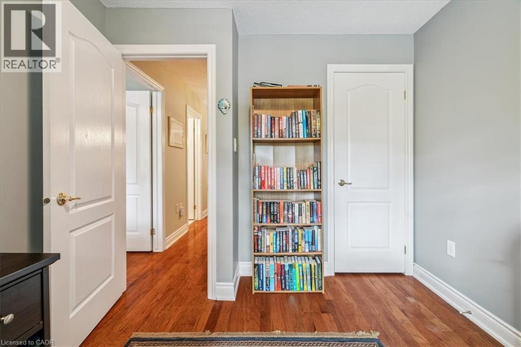 1019 NORTH SHORE Boulevard E Unit# 8, Burlington, Ontario, L7T1X8 — Photo 32