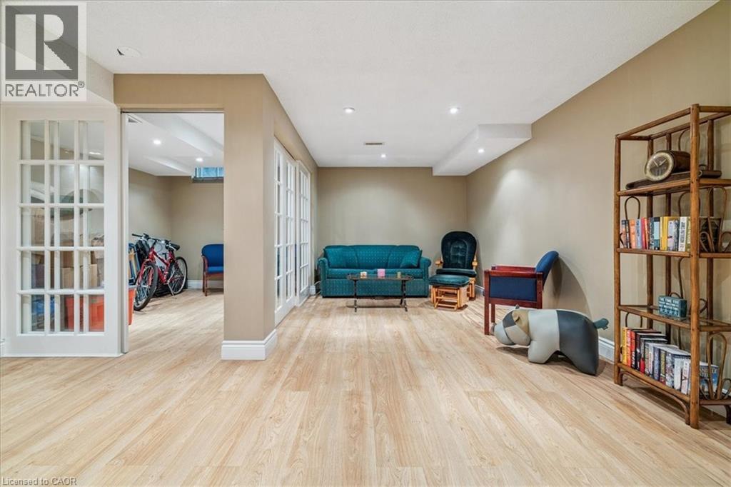 1019 NORTH SHORE Boulevard E Unit# 8, Burlington, Ontario, L7T1X8 — Photo 36