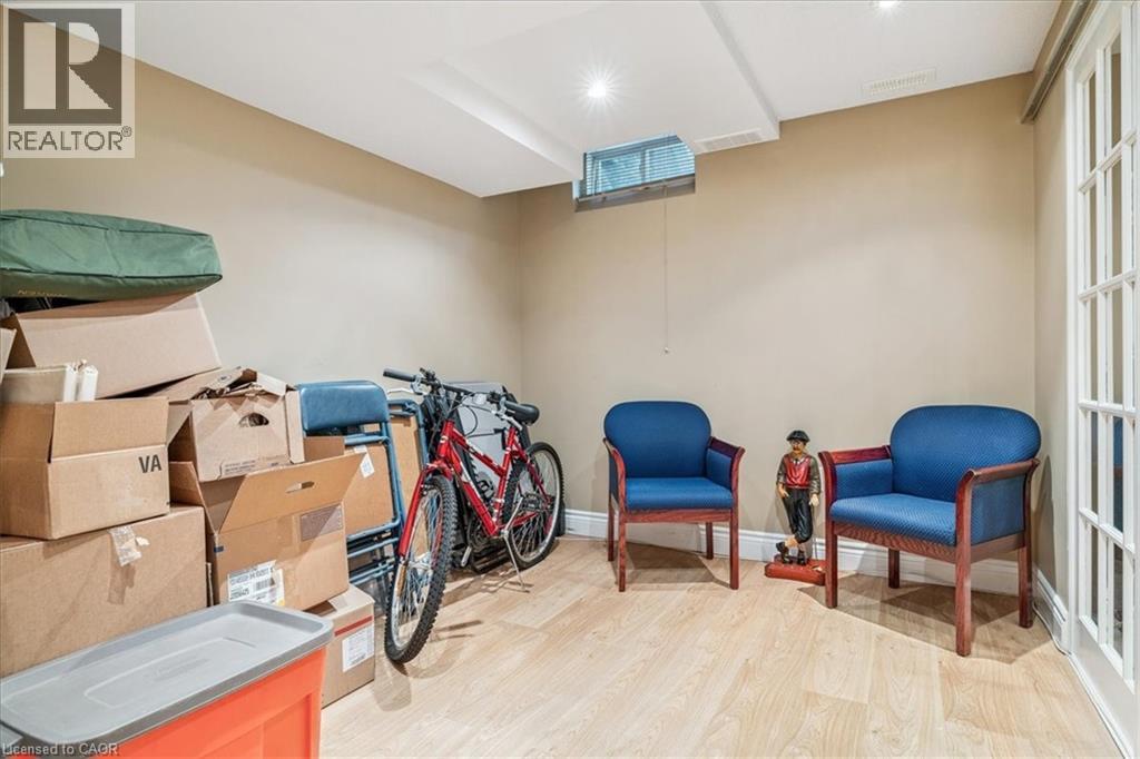 1019 NORTH SHORE Boulevard E Unit# 8, Burlington, Ontario, L7T1X8 — Photo 40