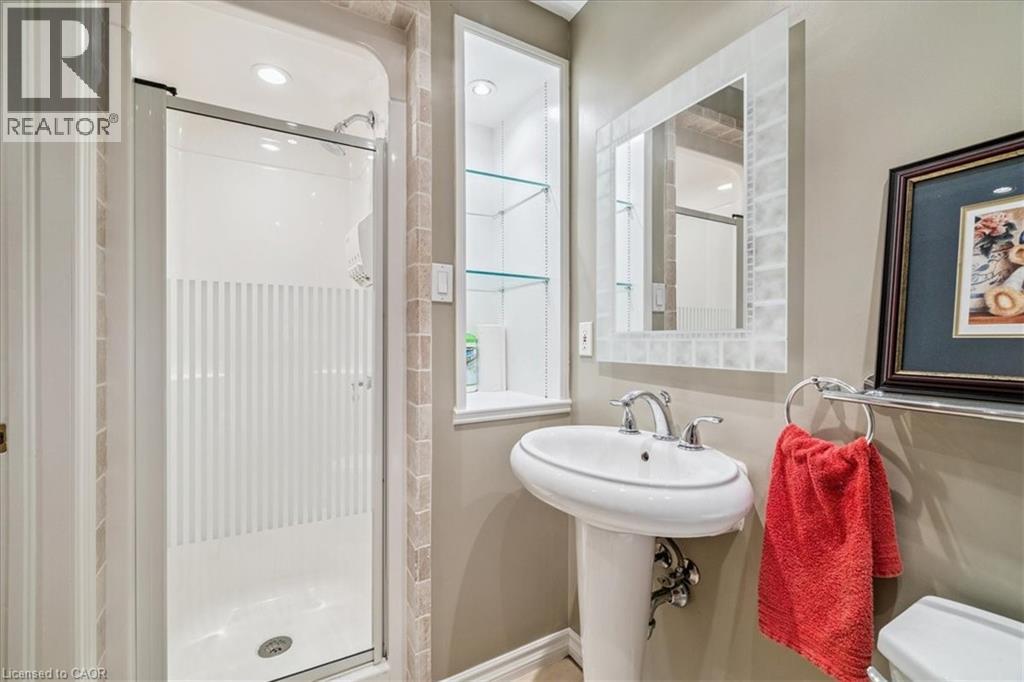 1019 NORTH SHORE Boulevard E Unit# 8, Burlington, Ontario, L7T1X8 — Photo 42