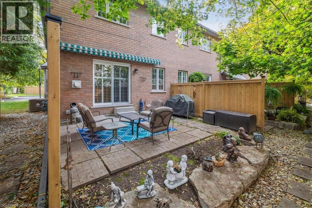 1019 NORTH SHORE Boulevard E Unit# 8, Burlington, Ontario, L7T1X8 — Photo 43