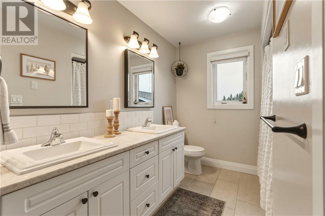 4287 Larocque, Val Therese, Ontario, P3P1A3 — Photo 15