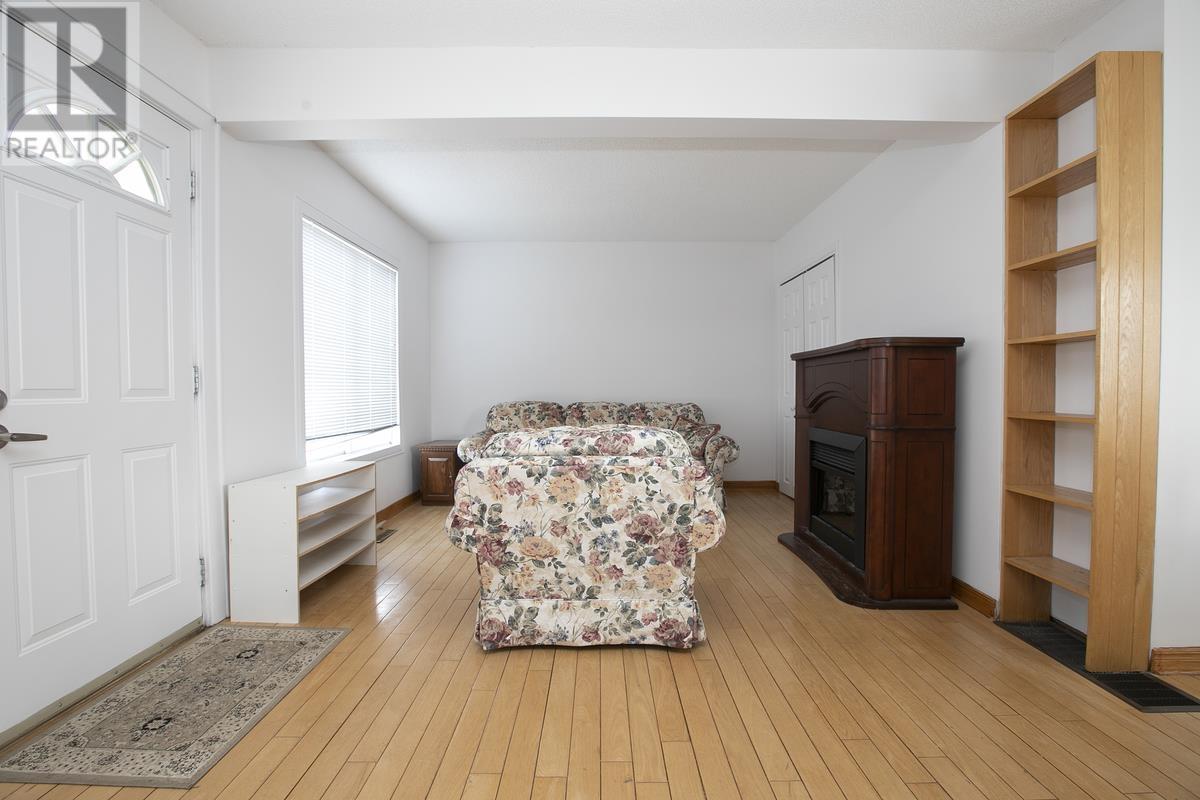 548 Lake ST, Sault Ste. Marie, Ontario, P6B3L2 — Photo 12