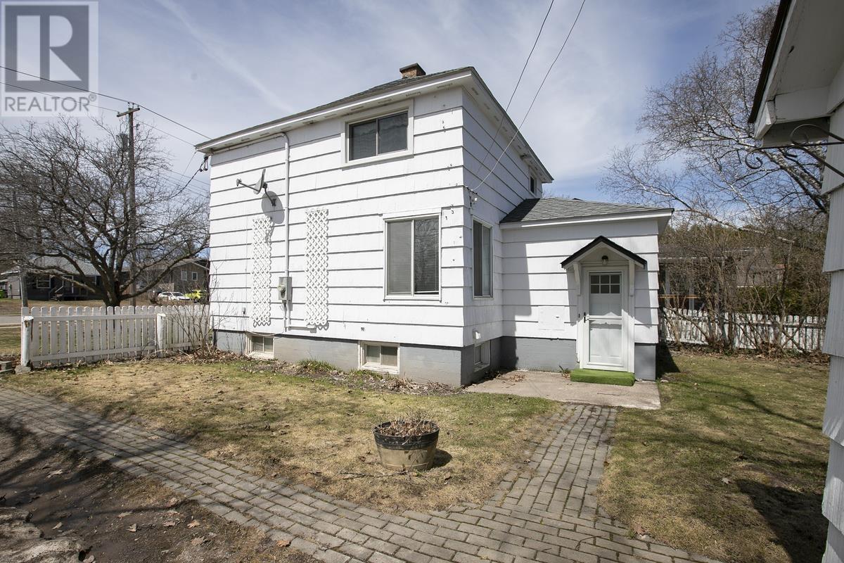 548 Lake ST, Sault Ste. Marie, Ontario, P6B3L2 — Photo 5