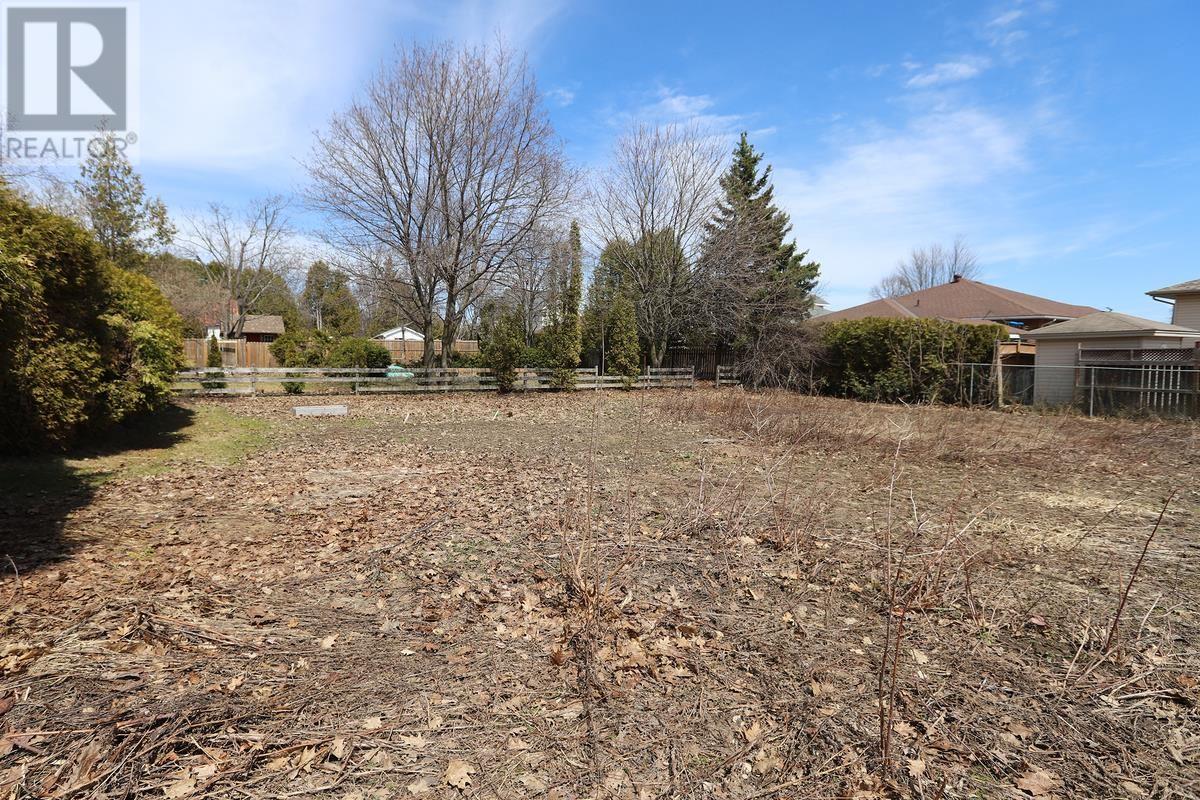 548 Lake ST, Sault Ste. Marie, Ontario, P6B3L2 — Photo 9