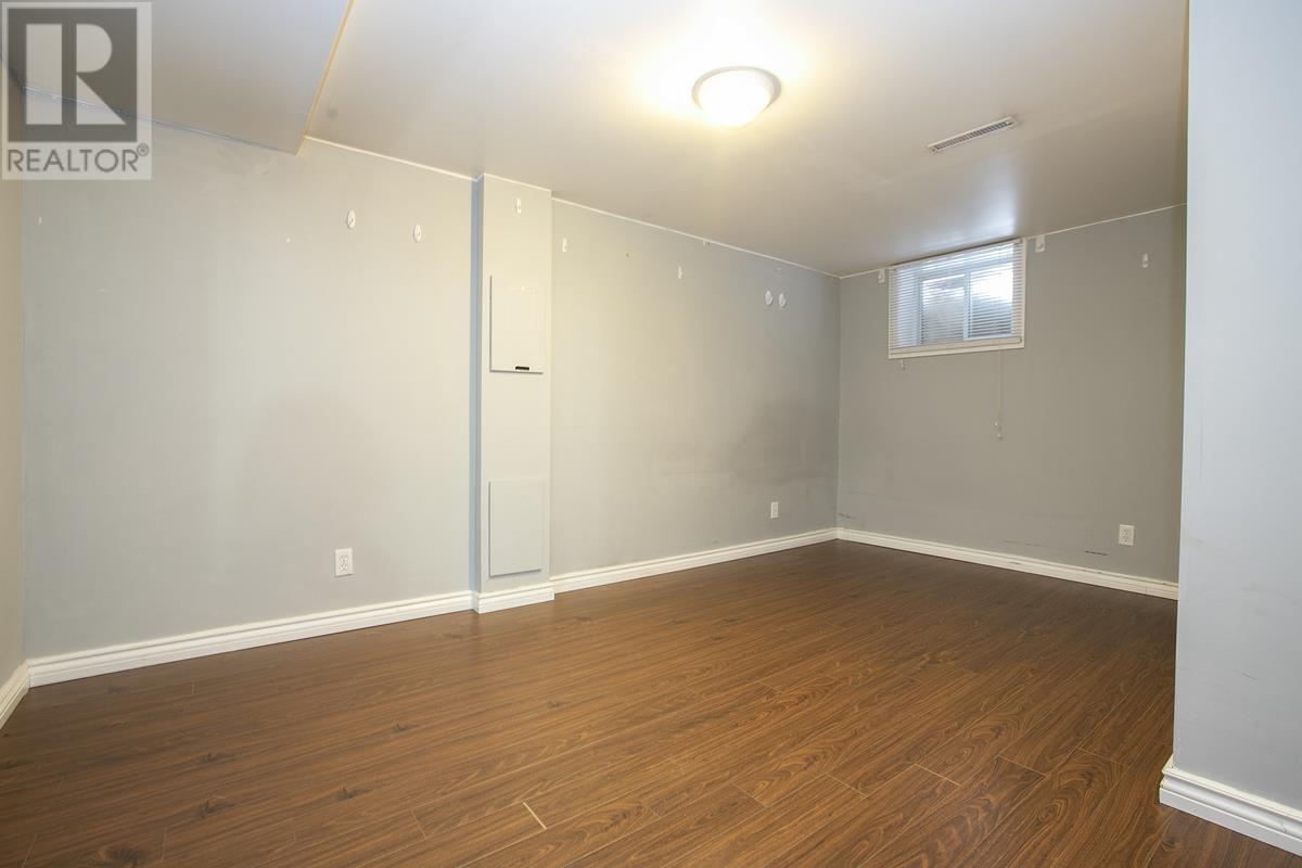 27 Weldon AVE, Sault Ste. Marie, Ontario, P6B3C4 — Photo 42
