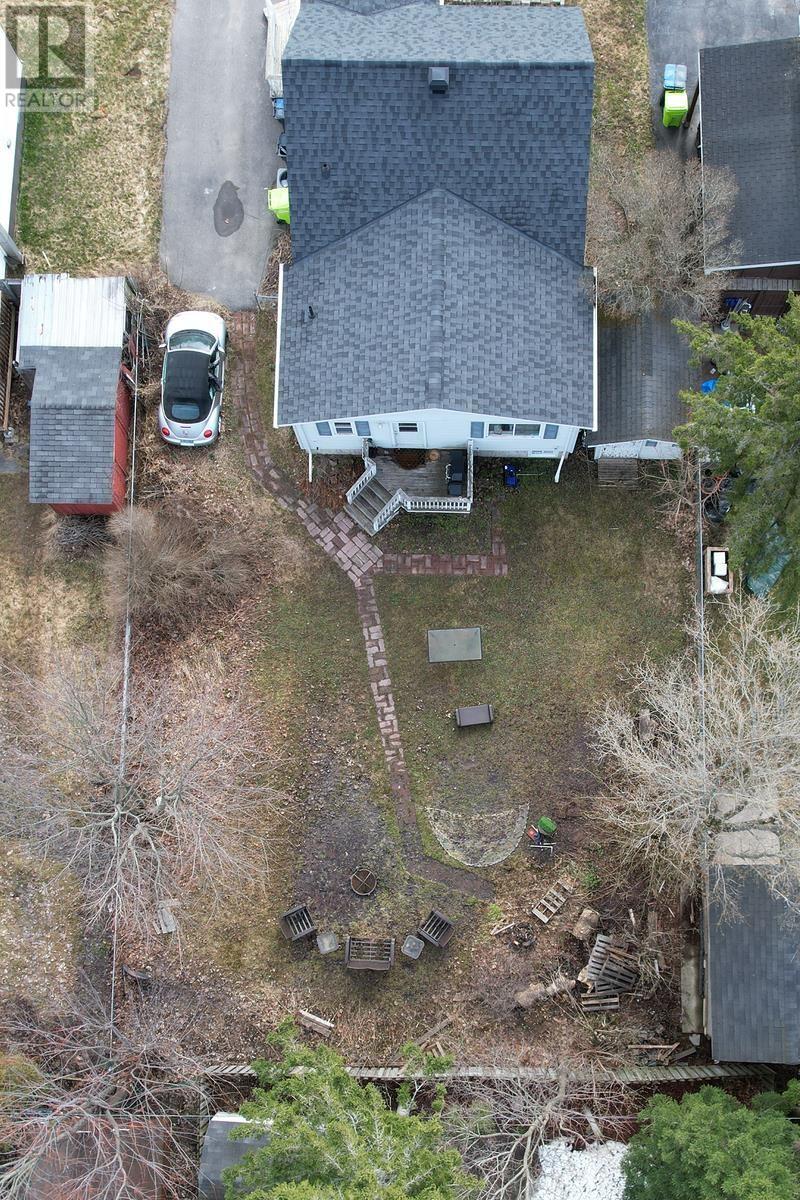27 Weldon AVE, Sault Ste. Marie, Ontario, P6B3C4 — Photo 50