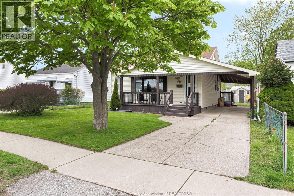 2278 MARENTETTE AVENUE, Windsor, Ontario, N8W2C1 — Photo 2