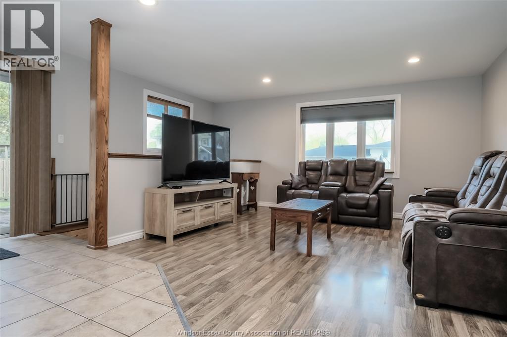430 LAFFERTY AVENUE, LaSalle, Ontario, N9J1K6 — Photo 4