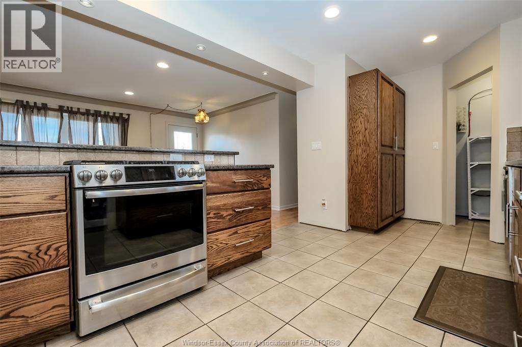 430 LAFFERTY AVENUE, LaSalle, Ontario, N9J1K6 — Photo 8