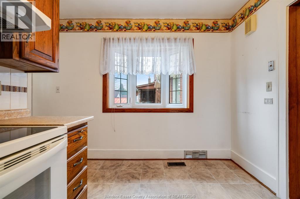 2279 Lillian AVENUE, Windsor, Ontario, N8X4B1 — Photo 12